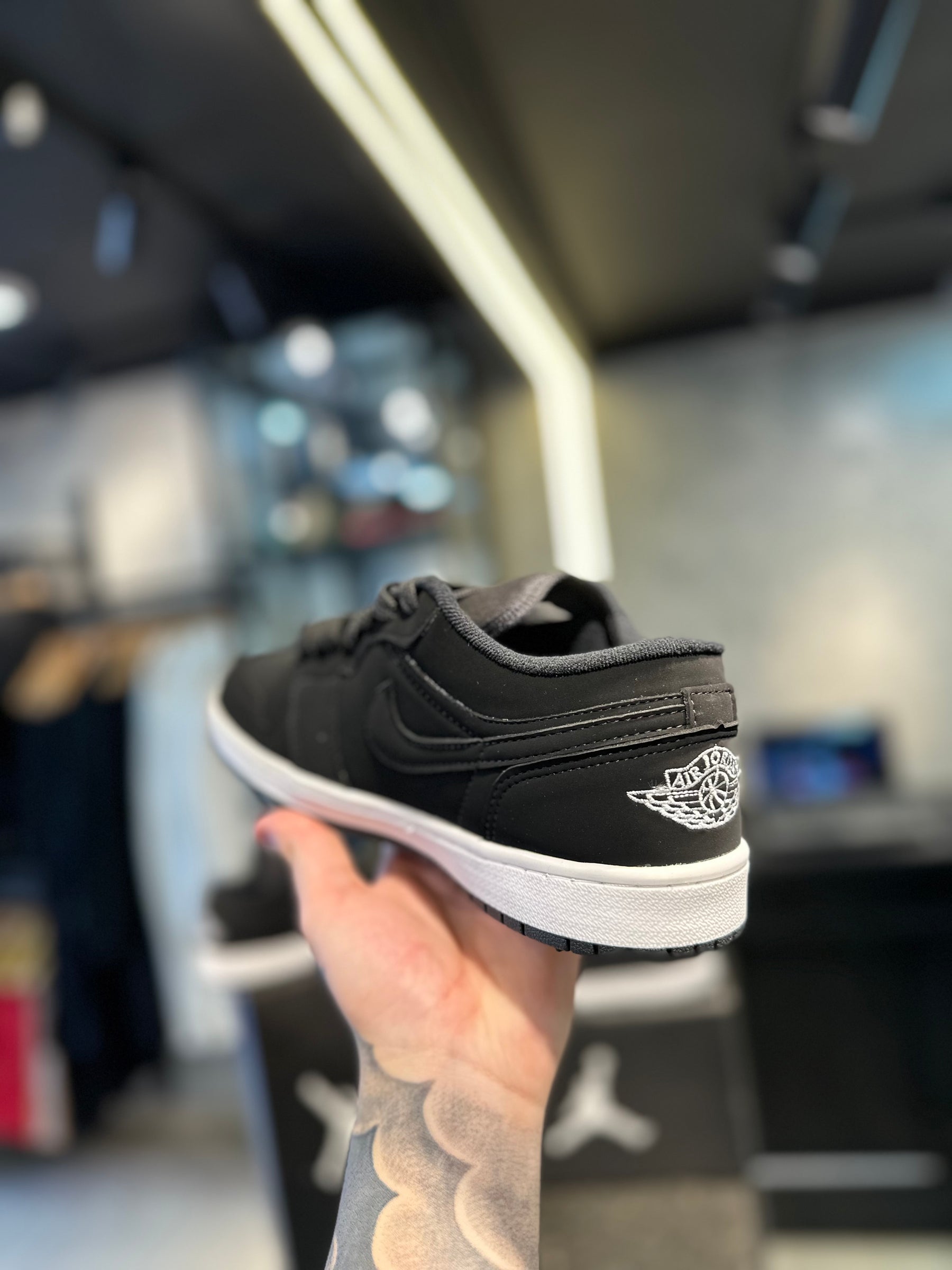 Tênis Air Jordan 1 Low