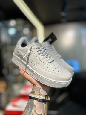 Tênis Air Force 1 NK