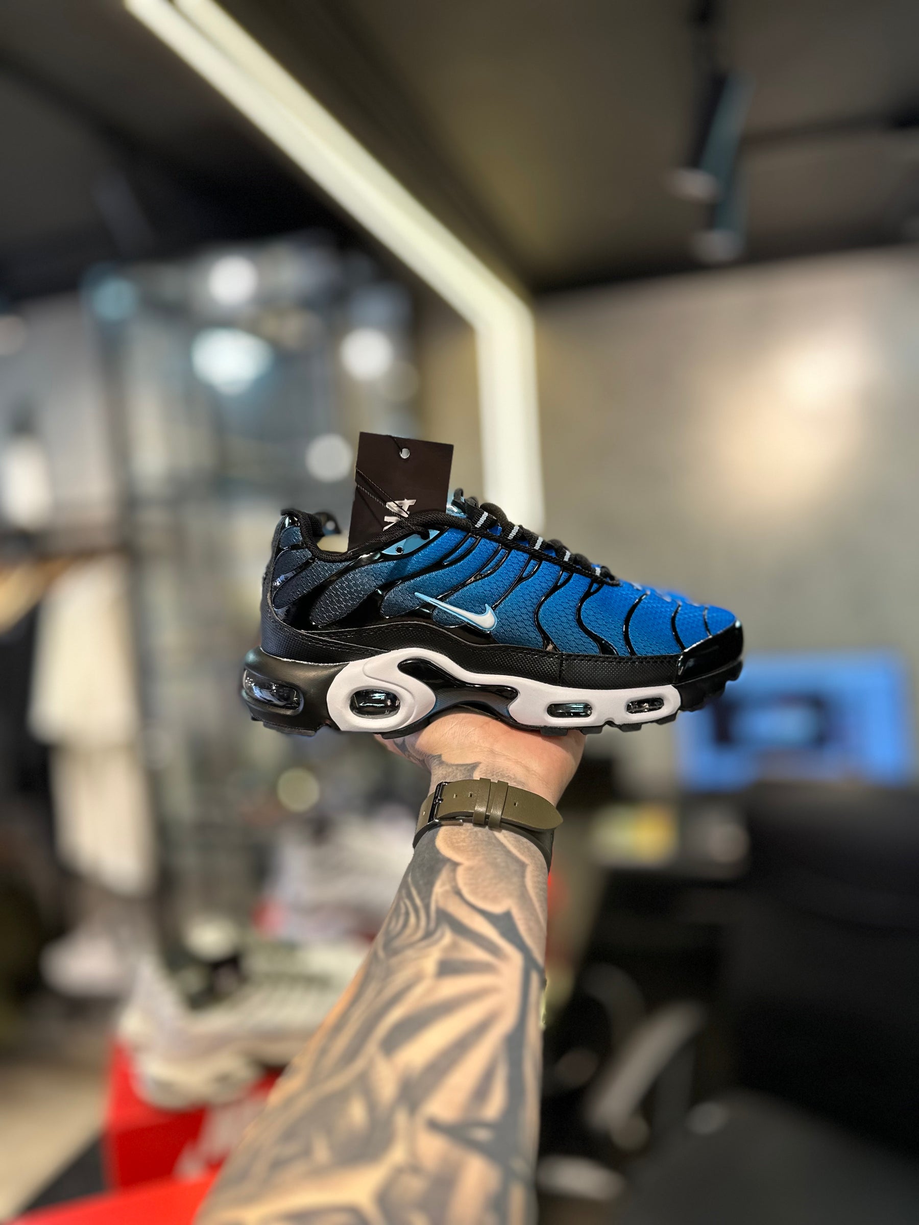 Tênis Air Max Tn Plus