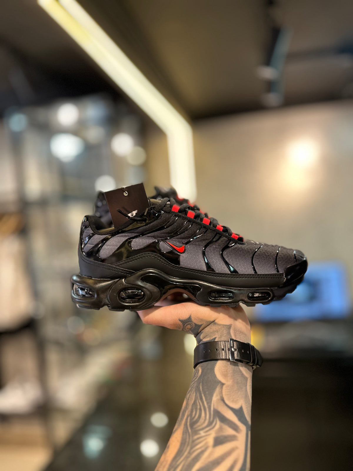 Tênis Air Max Tn Plus