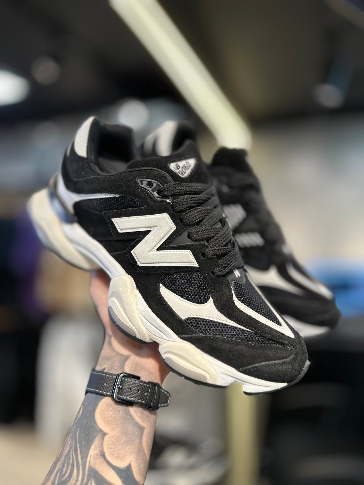 Tênis New Balance 9060