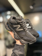 Tênis New Balance 9060